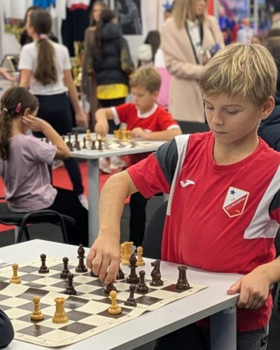 16016877366833431927